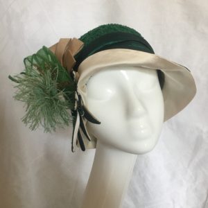 chapeau cloche vert